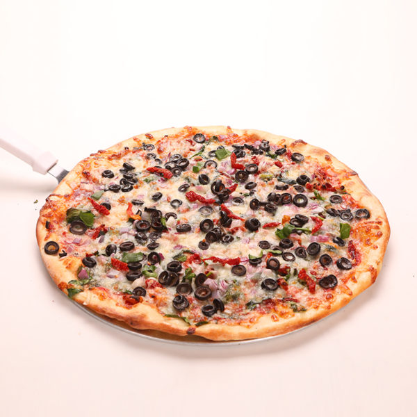 Spinach, Sun-Dried Tomatoes, Black Olives & Red Onions